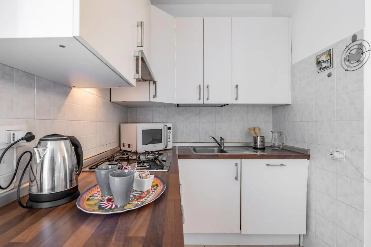 Apartament Casa Alba - South Milan - By Host4U Włochy